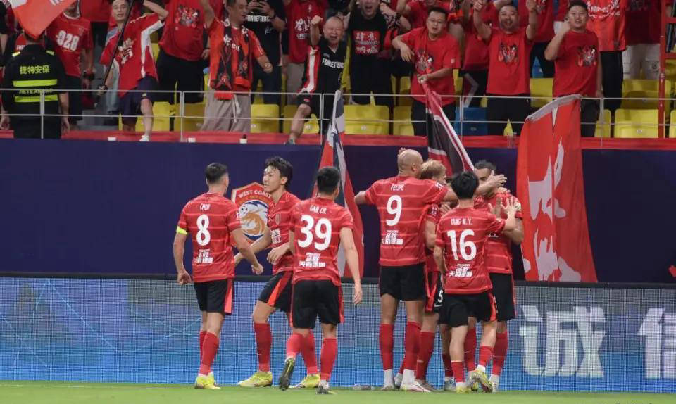 开云棋牌纽卡斯尔集结日绝杀压哨;志在亚冠名次提升;底气十足;团队化学反应显著(2024利雅得胜利vs哈萨征服比赛视频集锦)